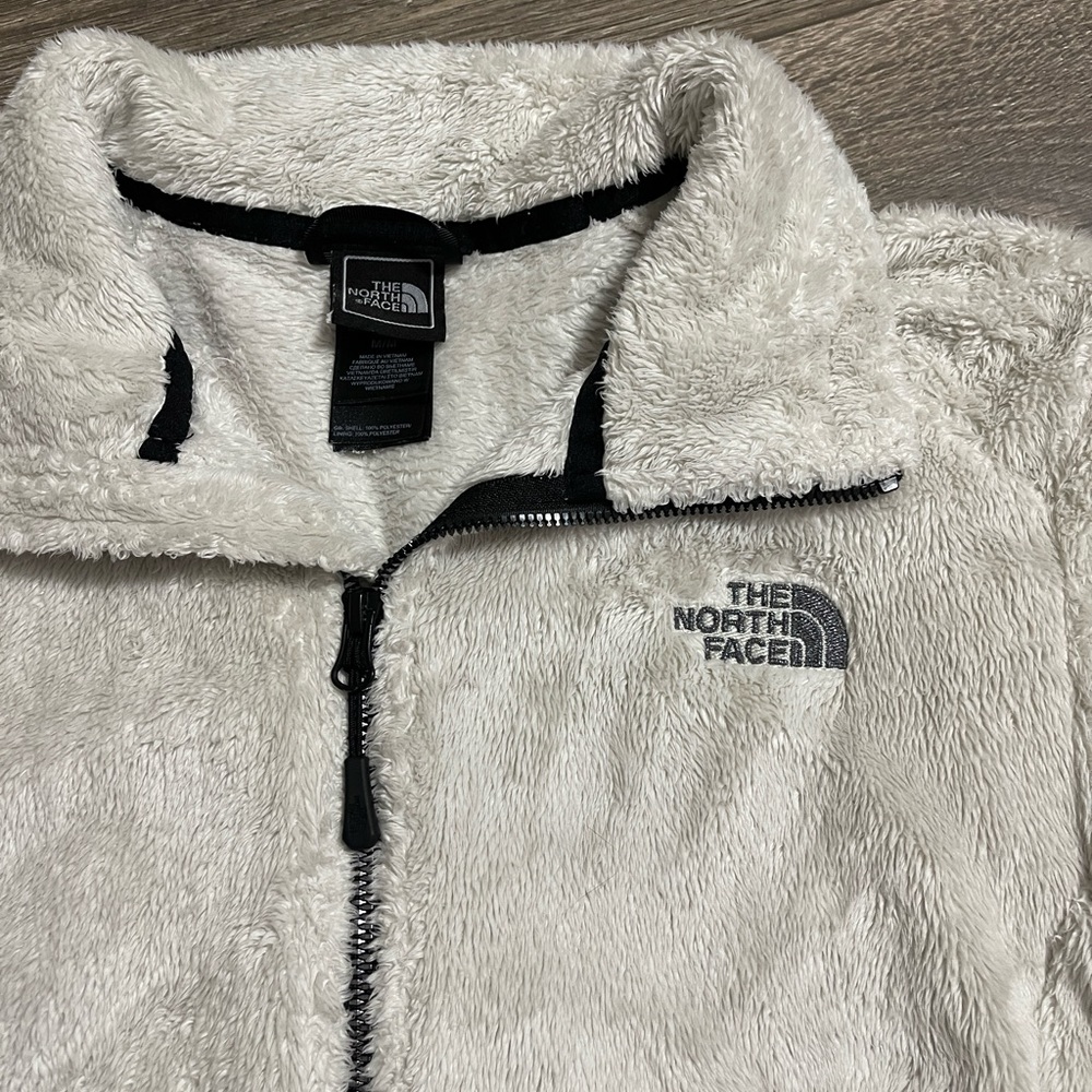 The North Face Osito jacket! - Picture 2 of 5